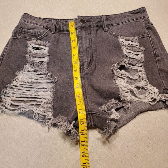 HEYSON Large Black Faded Ripped Distressed Booty Shorts - Picture 4 of 8
